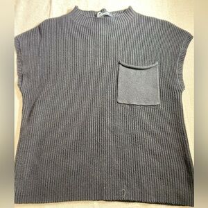 Caracalia Sleeveless black sweater size Small. NWT‎